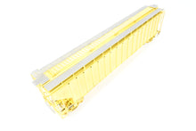 Load image into Gallery viewer, O Brass OMI - Overland Models, Inc. Various Roads Pullman Standard Covered Hopper 4750 Cubic Ft
