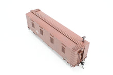 Load image into Gallery viewer, HO Brass W&amp;R Enterprises NP - Northern Pacific MOW Dining Car Pro-Painted &amp; Weathered No. 200073D
