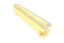 Load image into Gallery viewer, O Brass OMI - Overland Models, Inc. Various Roads Pullman Standard Covered Hopper 4750 Cubic Ft
