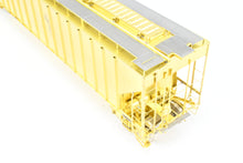 Load image into Gallery viewer, O Brass OMI - Overland Models, Inc. Various Roads Pullman Standard Covered Hopper 4750 Cubic Ft
