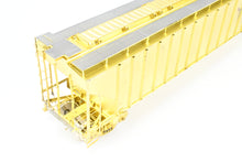 Load image into Gallery viewer, O Brass OMI - Overland Models, Inc. Various Roads Pullman Standard Covered Hopper 4750 Cubic Ft
