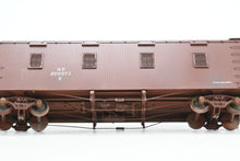 Load image into Gallery viewer, HO Brass W&amp;R Enterprises NP - Northern Pacific MOW Dining Car Pro-Painted &amp; Weathered No. 200073D
