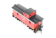Load image into Gallery viewer, HO Brass DVP - Division Point NKP - Nickel Plate Road Offset Cupola 26' Wood Caboose Factory Painted "Speed Lettering" No. 113 Personal Collection of Jack Vansworth
