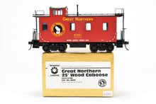 Load image into Gallery viewer, O Brass Oriental Limited GN - Great Northern 25 Foot Wood Caboose CP #X351 w/Slogan
