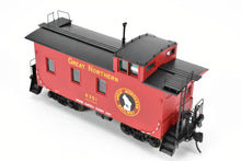 Load image into Gallery viewer, O Brass Oriental Limited GN - Great Northern 25 Foot Wood Caboose CP #X351 w/Slogan
