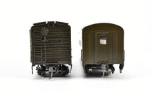 Load image into Gallery viewer, HO Brass NPP - Nickel Plate Products GN - Great Northern 2-Car Passenger Set CP
