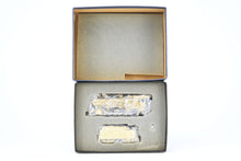 Load image into Gallery viewer, HO Brass PFM - Samhongsa NP - Northern Pacific S-4 Class 4-6-0 Ten Wheeler
