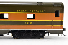 Load image into Gallery viewer, HO Brass NPP - Nickel Plate Products GN - Great Northern 2-Car Passenger Set CP
