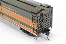 Load image into Gallery viewer, HO Brass NPP - Nickel Plate Products GN - Great Northern 2-Car Passenger Set CP
