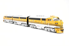 Load image into Gallery viewer, O Scale MTH - Mike&#39;s Train House Premier Plastic/Diecast D&amp;RGW - Denver &amp; Rio Grande Western EMD F-3 A-B-A Set FP 2-Rail
