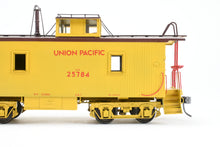 Load image into Gallery viewer, O Brass Sunset Models Third Rail UP - Union Pacific CA-1 Wood Caboose FP in Yellow/Brown No. 25784
