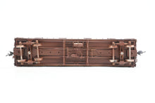 Load image into Gallery viewer, HO Brass W&amp;R Enterprises NP - Northern Pacific MOW 4-Car Set Pro Painted &amp; Weathered
