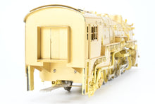Load image into Gallery viewer, O Brass CON Oriental Limited GN - Great Northern O-8 2-8-2 Vestibule Cab Version
