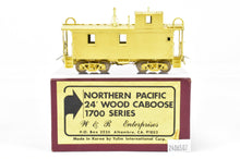 Load image into Gallery viewer, HO Brass W&amp;R Enterprises NP - Northern Pacific 24&#39; Wood Caboose #1700 Series
