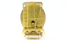 Load image into Gallery viewer, O Brass OMI - Overland Models, Inc. UP - Union Pacific CH-90-5 Cylindrical Covered Hopper
