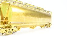 Load image into Gallery viewer, O Brass OMI - Overland Models, Inc. UP - Union Pacific CH-90-5 Cylindrical Covered Hopper
