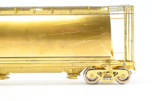 Load image into Gallery viewer, O Brass OMI - Overland Models, Inc. UP - Union Pacific CH-90-5 Cylindrical Covered Hopper
