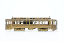 Load image into Gallery viewer, HO Brass CON Fairfield Models CSL - Chicago Surface Lines 5200-5600 Series Pullman Car MISSING ONE DRIVE BAND
