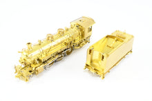 Load image into Gallery viewer, HO Brass OMI - Overland Models CIL - Monon K-5a 4-6-2 Pacific No. 443 Postwar Version
