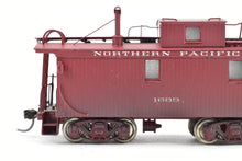 Load image into Gallery viewer, HO Brass PFM - United NP - Northern Pacific Wood Caboose CP #1689 WRONG BOX
