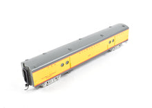 Load image into Gallery viewer, HO Brass Soho MILW - Milwaukee Road #1335 Baggage Custom Painted
