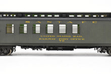 Load image into Gallery viewer, HO Brass TCY - The Coach Yard ATSF - Santa Fe Heavyweight RPO FP #70
