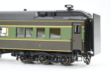 Load image into Gallery viewer, HO Brass W&amp;R Enterprises NP - Northern Pacific Business Car No. 1 Version 2 Factory Painted Pine Tree
