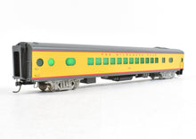 Load image into Gallery viewer, HO Brass Soho MILW - Milwaukee Road #556 Coach Custom Painted
