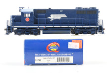 Load image into Gallery viewer, HO Athearn "Ready To Roll” T&amp;P - Texas &amp; Pacific and MP - Missouri Pacific EMD GP35 FP No. 607 w/ Custom Details
