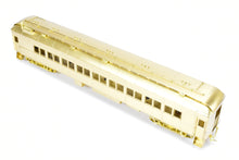 Load image into Gallery viewer, HO Brass Oriental Limited GN - Great Northern Empire Builder 2nd Class Coach #646-667
