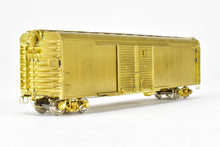 Load image into Gallery viewer, HO Brass Railworks PRR - Pennsylvania Railroad X-33 50&#39; Round Roof Box Car W/End Doors

