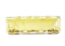 Load image into Gallery viewer, HO Brass OMI - Overland Models, Inc. CPR - Canadian Pacific Slab Side Covered Hopper SC-20 C194A Version
