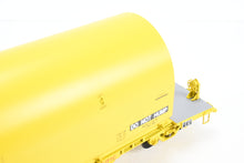 Load image into Gallery viewer, HO Brass CON OMI - Overland Models, Inc. UP - Union Pacific NASA Shuttle Solid Rocket Motor Rail Car Factory Painted No. 50023
