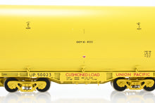 Load image into Gallery viewer, HO Brass CON OMI - Overland Models, Inc. UP - Union Pacific NASA Shuttle Solid Rocket Motor Rail Car Factory Painted No. 50023
