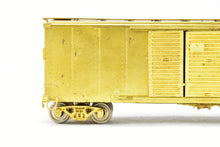 Load image into Gallery viewer, HO Brass OMI - Overland Models, Inc. PRR - Pennsylvania Railroad X-28 Boxcar w/ Corrugated Doors Plain Ends
