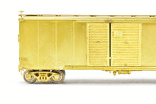 Load image into Gallery viewer, HO Brass OMI - Overland Models, Inc. PRR - Pennsylvania Railroad X-28 Boxcar w/ Corrugated Doors Plain Ends
