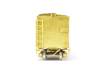 Load image into Gallery viewer, HO Brass OMI - Overland Models, Inc. PRR - Pennsylvania Railroad X-28 Boxcar w/ Corrugated Doors Plain Ends

