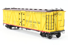 Load image into Gallery viewer, O Brass PSC - Precision Scale Co. PRR- Pennsylvania Railroad Class R7 Composite Refrigerator Car, Factory Painted No. 5432
