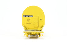 Load image into Gallery viewer, HO Brass CON OMI - Overland Models, Inc. FEC - Florida East Coast NASA Shuttle Solid Rocket Motor Rail Car Factory Painted No. 100
