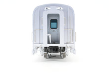 Load image into Gallery viewer, O Atlas “O" CB&amp;Q/D&amp;RGW/WP California Zephyr 16-Section Sleeping Car WP - Western Pacific “Silver Palm”
