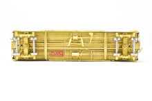Load image into Gallery viewer, HO Brass OMI - Overland Models, Inc. PRR - Pennsylvania Railroad X-28 Boxcar w/ Plain Doors and Plain Ends
