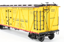 Load image into Gallery viewer, O Brass PSC - Precision Scale Co. PRR- Pennsylvania Railroad Class R7 Composite Refrigerator Car, Factory Painted No. 5432
