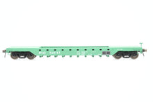 Load image into Gallery viewer, HO Brass Railworks PC - Penn Central F-49 Well Flat Car Factory Painted No. 768157
