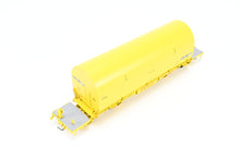 Load image into Gallery viewer, HO Brass CON OMI - Overland Models, Inc. UP - Union Pacific NASA Shuttle Solid Rocket Motor Rail Car Factory Painted No. 50029
