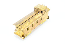 Load image into Gallery viewer, HO Brass Signal House Models, Inc. CB&amp;Q - Burlington Route Wood Caboose
