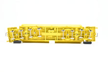 Load image into Gallery viewer, HO Brass CON OMI - Overland Models, Inc. UP - Union Pacific NASA Shuttle Solid Rocket Motor Rail Car Factory Painted No. 50029
