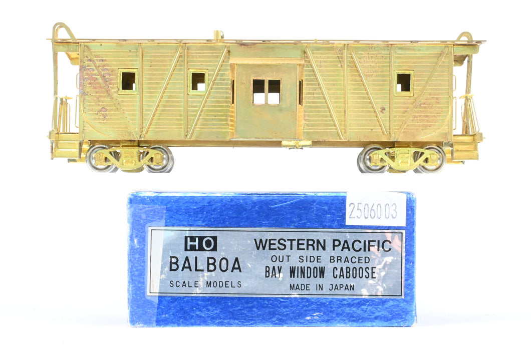 HO Brass Balboa WP - Western Pacific Outside Braced Bay Window Caboose