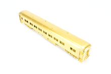 Load image into Gallery viewer, HO Brass Oriental Limited GN - Great Northern Heavyweight Coach #990-995
