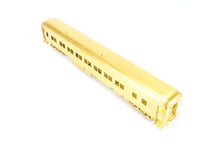 Load image into Gallery viewer, HO Brass Oriental Limited GN - Great Northern Heavyweight Coach #990-995
