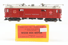 Load image into Gallery viewer, HO Brass Suydam PE - Pacific Electric Wood Box Motor Custom Painted No. 1456

